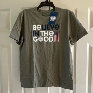 Life Is Good Men’s American Flag Green Crusher Tee Size Small